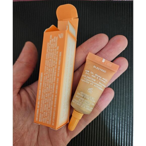 Item Beauty Hey Hi Halo Liquid Highlighter Electric ~ Deluxe Sample Size - Picture 2 of 8